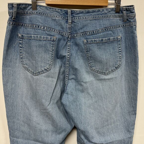 Chico’s Additions Bootcut Jeans Size 3 (16) Blue High Rise Light Wash Stretch - Picture 4 of 10